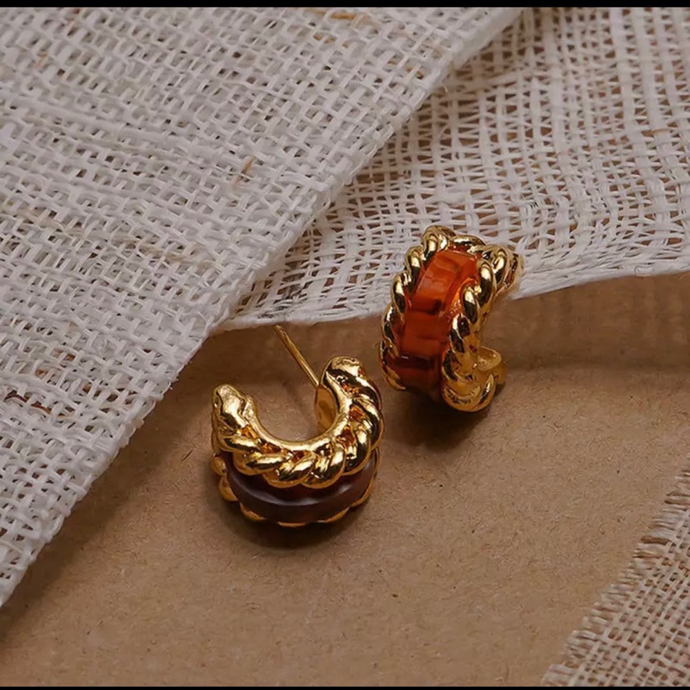 Vintage S925 Post Hypoallergenic Twisted Small Gold Earrings Retro Dark Color